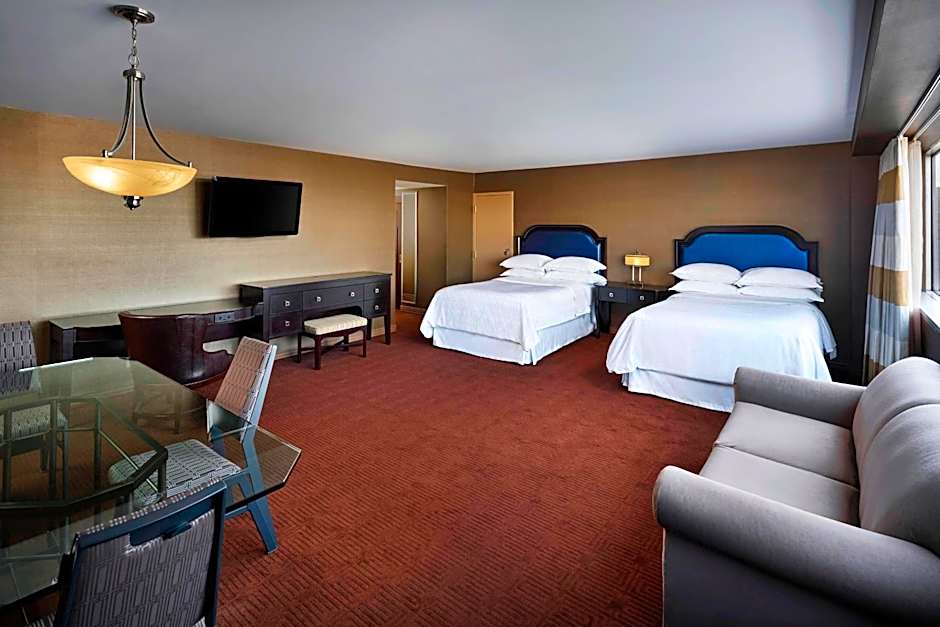 Sheraton Inner Harbor Hotel