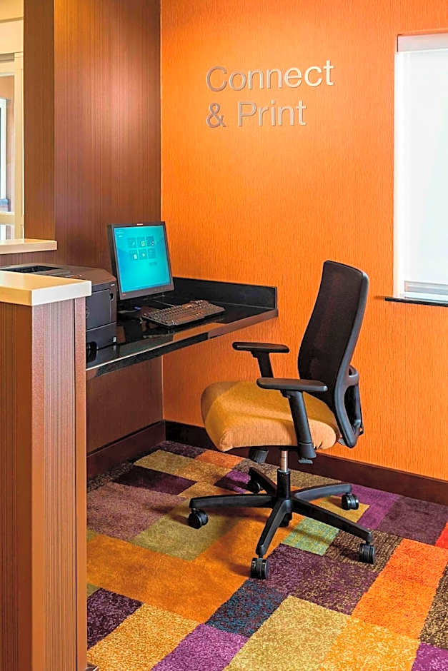 Fairfield Inn & Suites by Marriott Holland