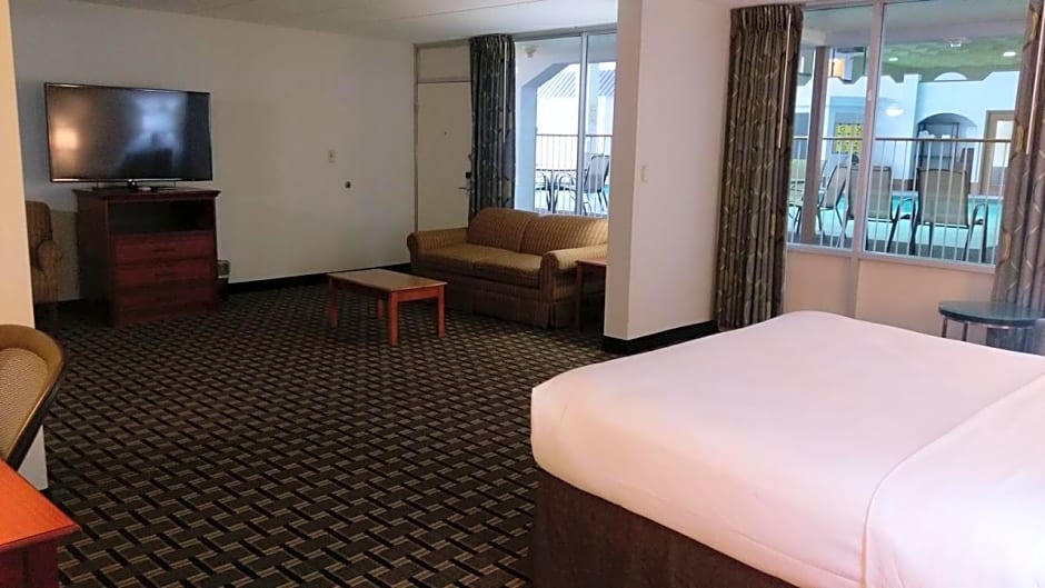 C3 Hotel