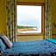 Surat Bay Lodge by the Sea/Backpackers Hostel