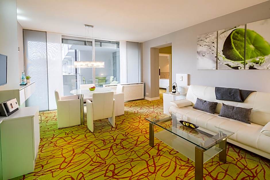 Photo 1 of 4 of Suite