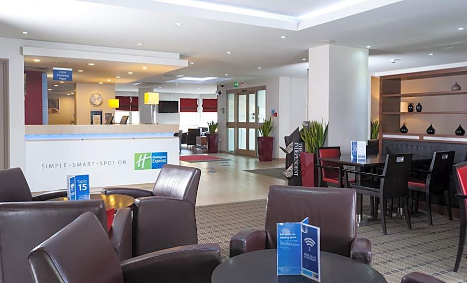 Holiday Inn Express Swindon West By IHG