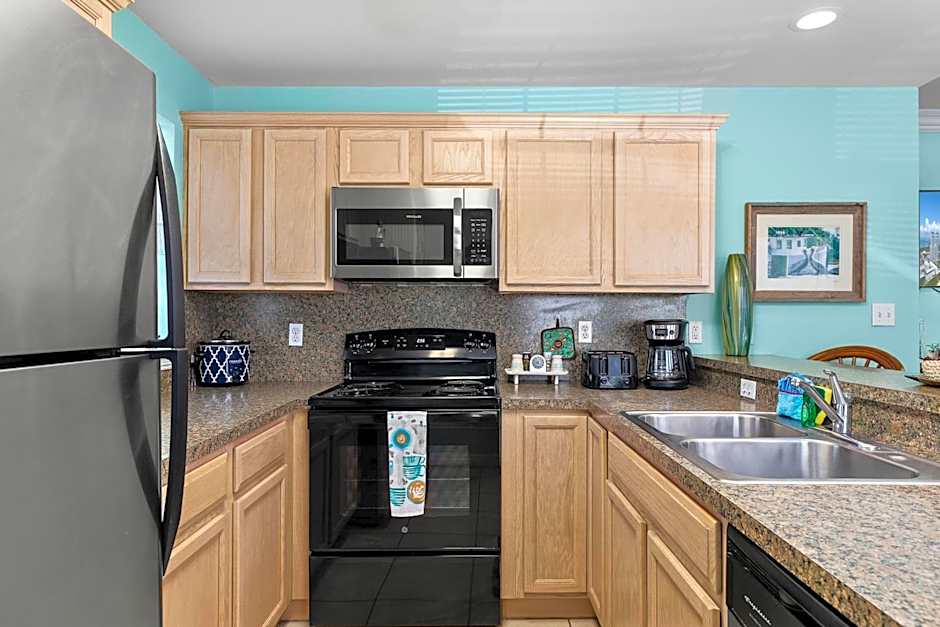 Little Get-Away By The Beach ,Moondancer