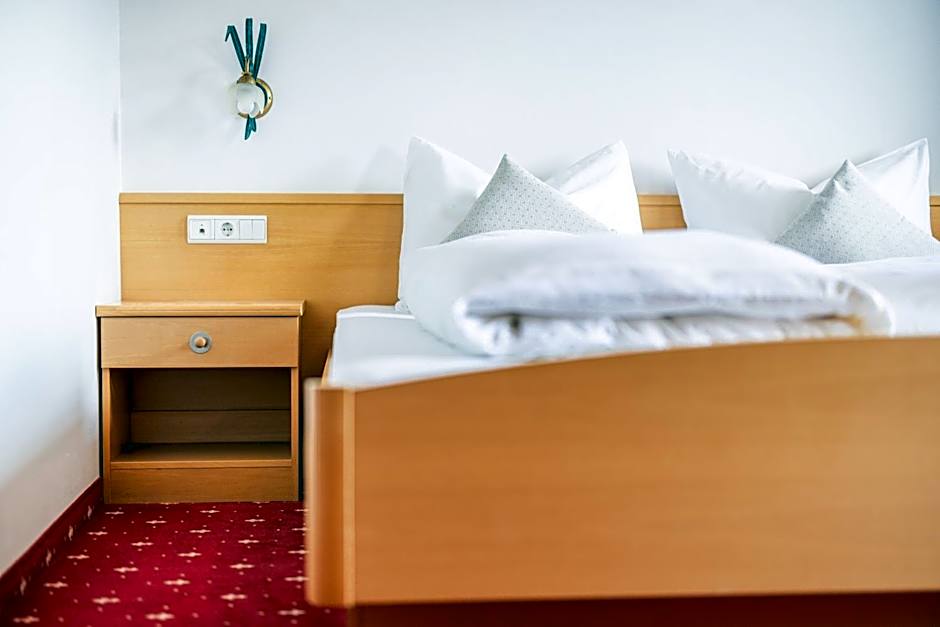 EGGER Apartments & Suites