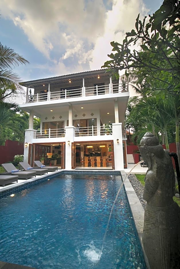 CASA MIMBA - Seaview Private Pool Villa Padangbai