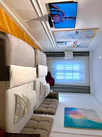 Twin Room with Bathroom