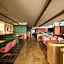Len Hotel