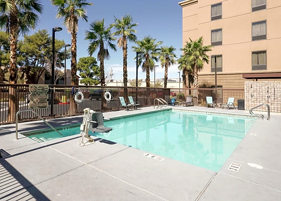 Hampton Inn & Suites Las Vegas Airport