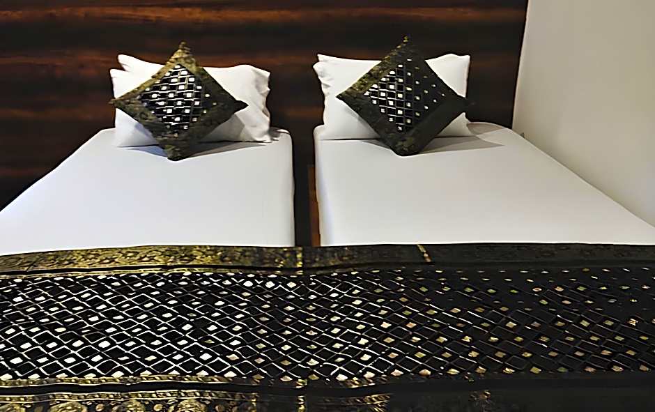 Dwivedi Hotels Sri Omkar Palace