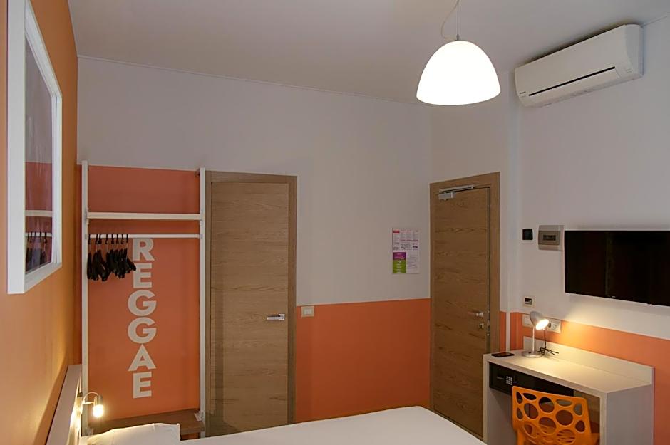 Hotel Nologo