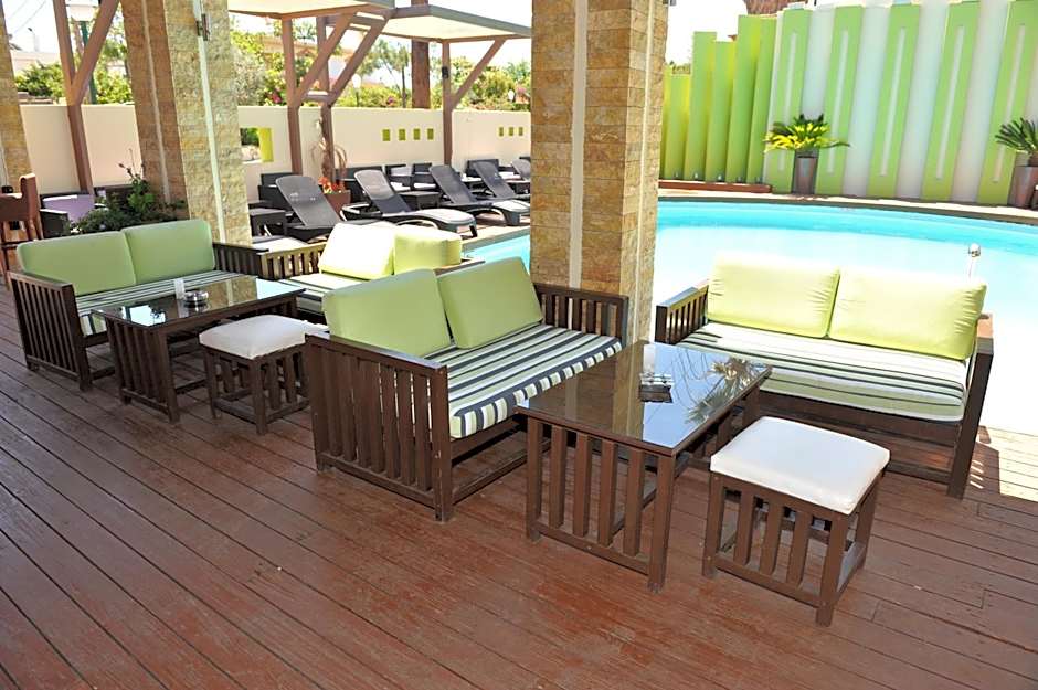 Heleni Beach Hotel