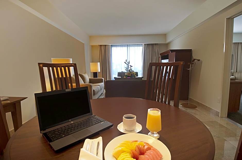 Fiesta Inn Express Puebla Finsa