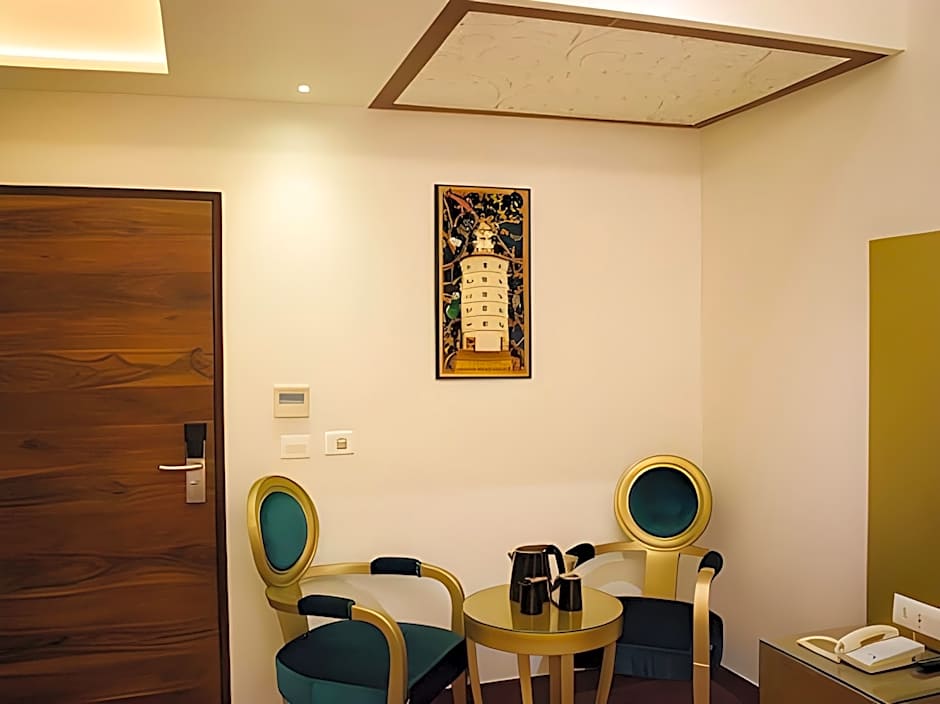 One Earth GG Regency (80 Steps to Golden Temple)