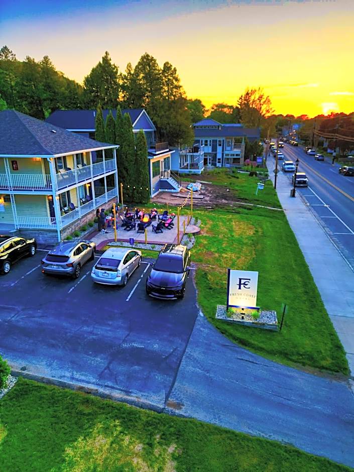 Fresh Coast Motel