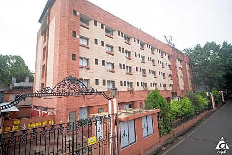 Hotel Abigail Goradia’s Shirdi