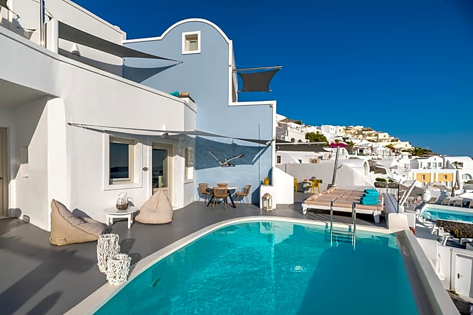 Kima Oia Suites