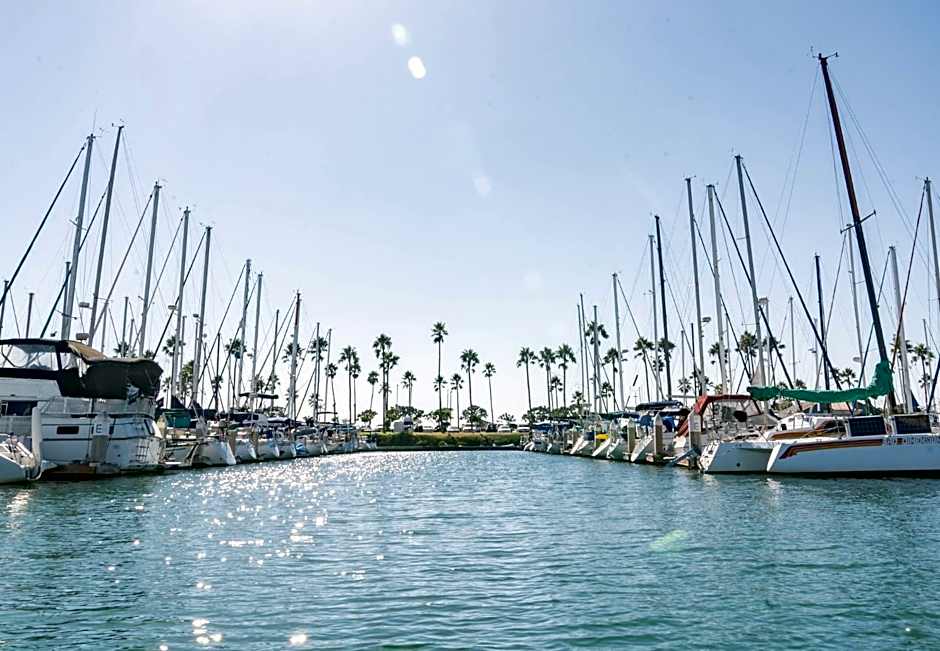 Crowne Plaza Ventura Beach By IHG