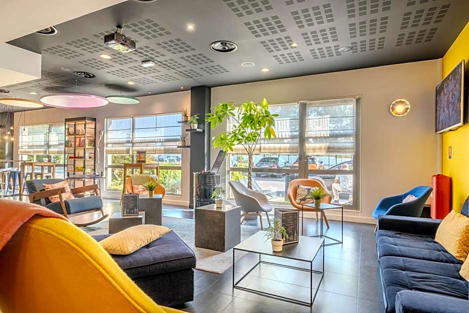 Campanile Roissy Le Mesnil Amelot