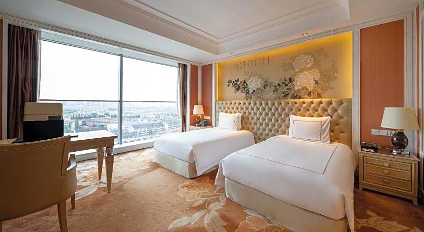 Tonino Lamborghini Hotel Kunshan City Center