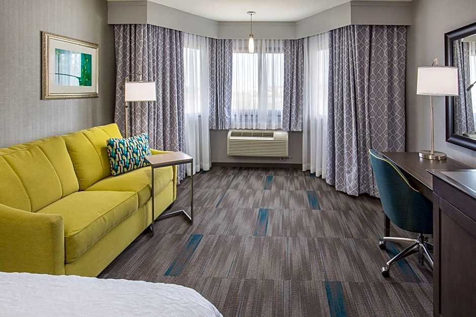 Hampton Inn By Hilton Monterey