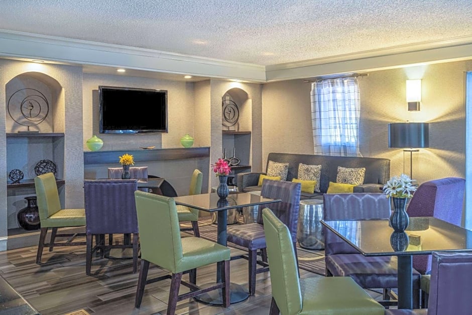 La Quinta Inn & Suites by Wyndham Sacramento North