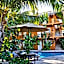 The Bungalows Hotel