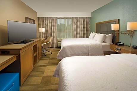 Queen Room with Two Queen Beds - Hearing Access/Non-Smoking