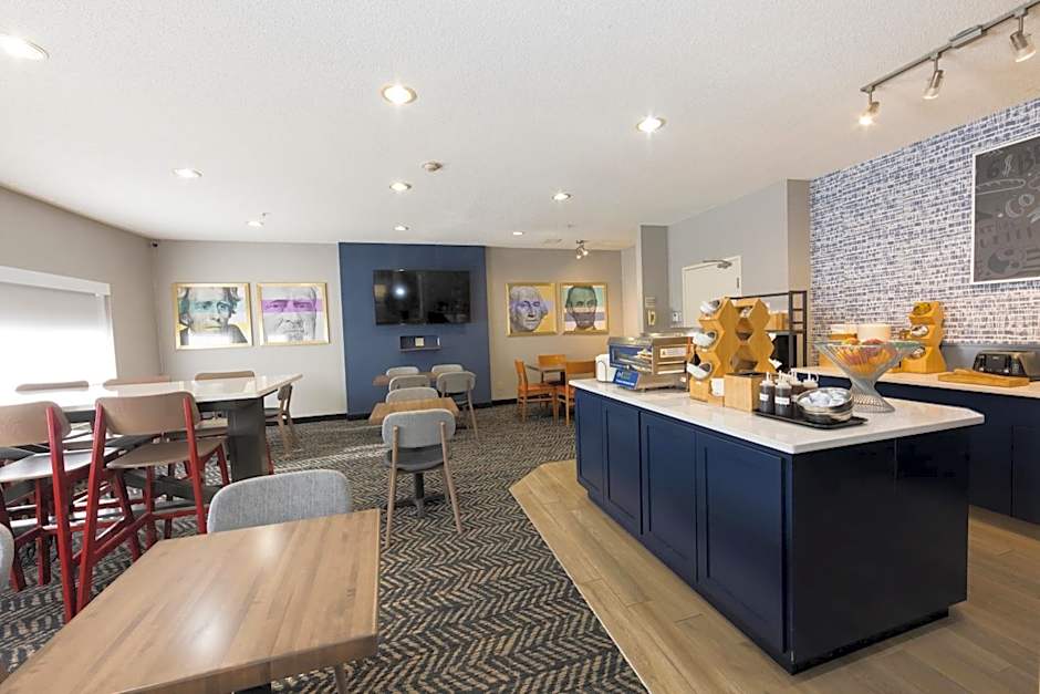 AmericInn by Wyndham Duluth