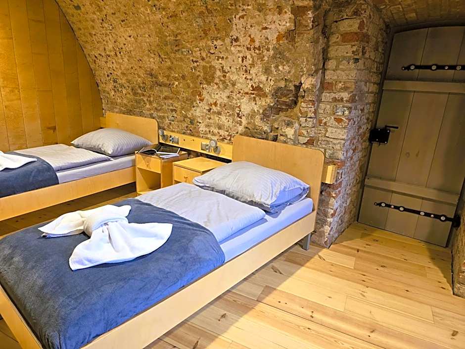 Twierdza Srebrna Góra Donżon