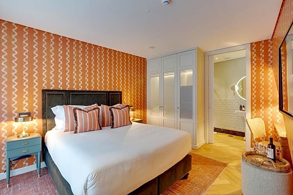 Portie Deluxe Suites by DA'HOME