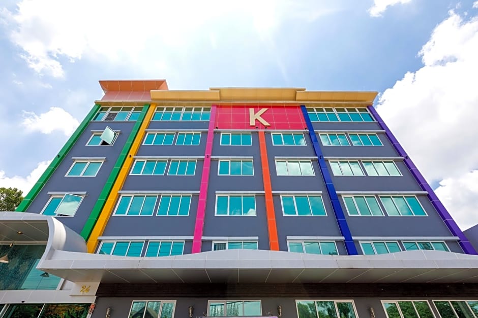 RoomQuest Suvarnabhumi Airport Rom Klao