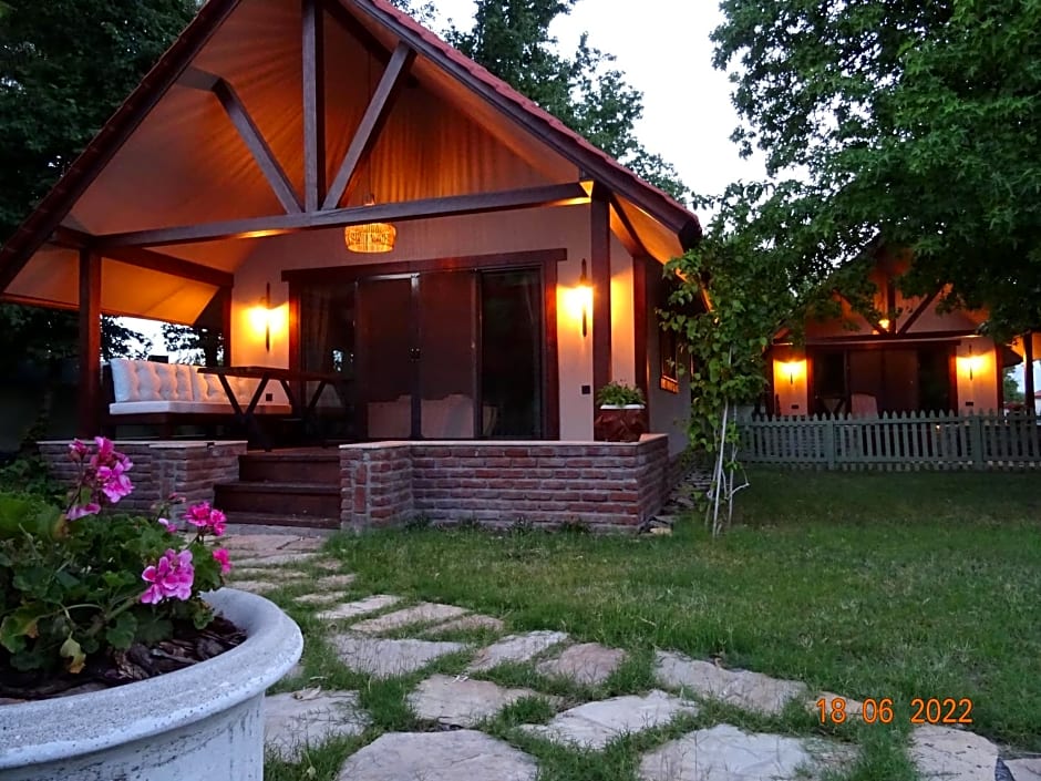 Gaia Koru Bungalows – Ortaca, MI