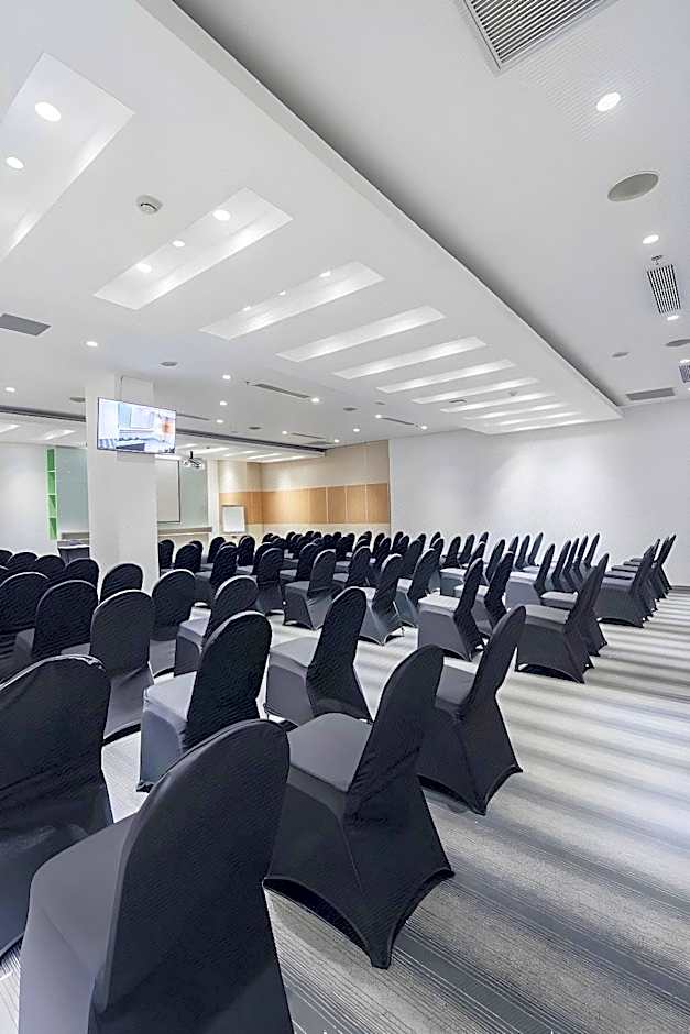 Kamaniiya Petitenget Seminyak