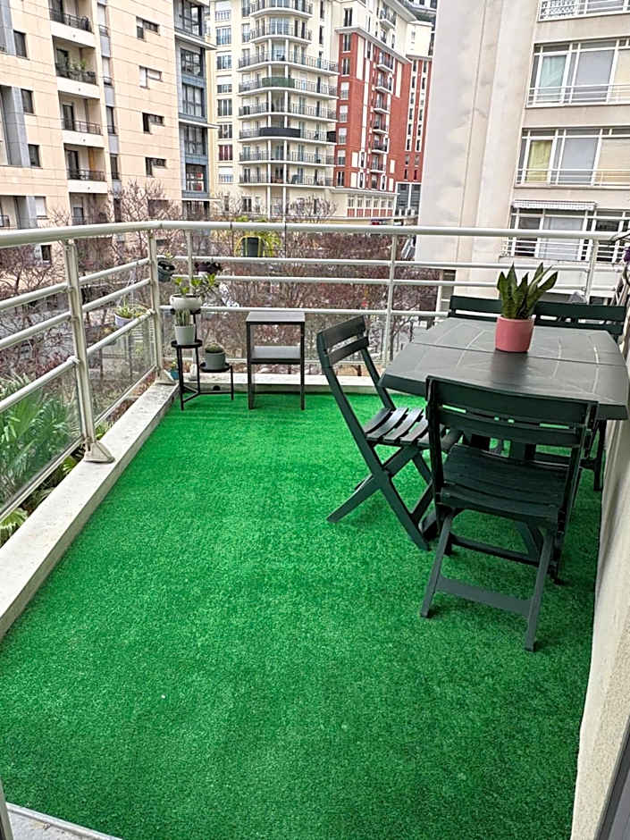 Appartement 2P avec Terrasse Paris La Défense -Dans Aparthotel