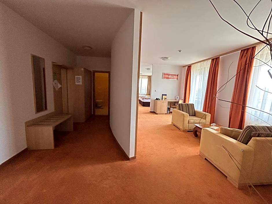 Hotel Legend