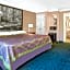 Super 8 by Wyndham Austell/Six Flags