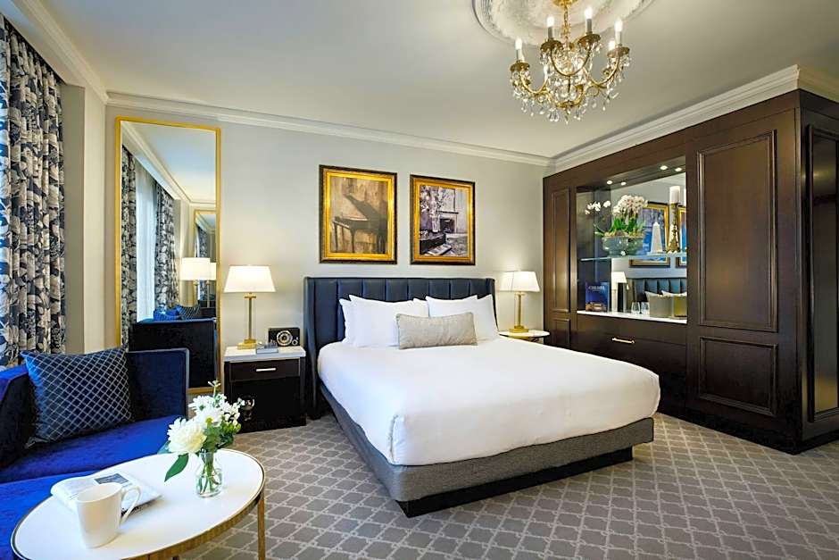 Photo 1 of 6 of Deluxe 1 King Bed Guestroom