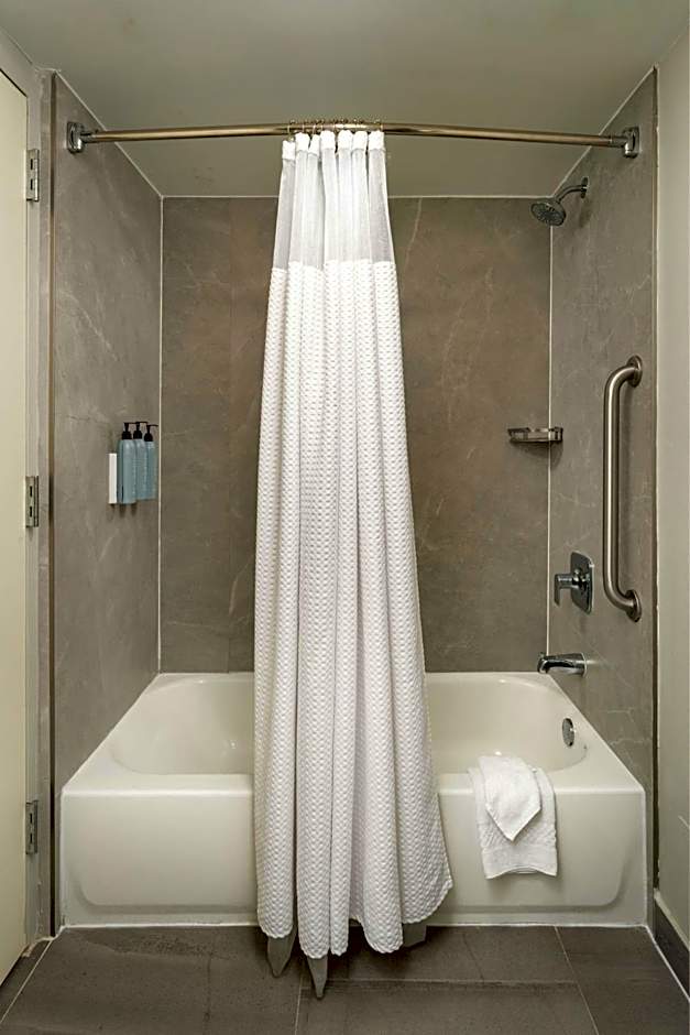 Courtyard by Marriott Gainesville FL