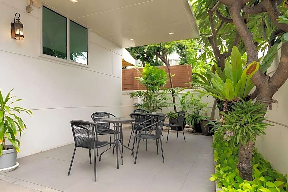 Icheck Inn Sukhumvit Soi 2