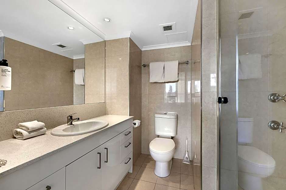 ULTIQA Beach Haven on Broadbeach