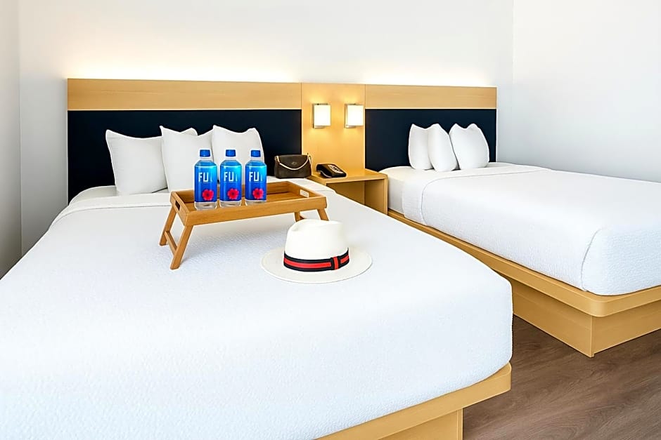 The Live Hotel