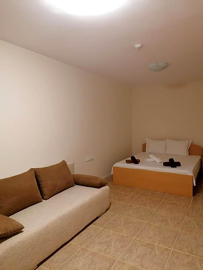Moreto Seaside Aparthotel