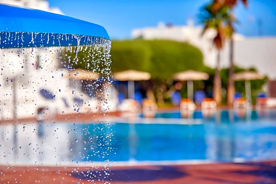 Gavimar Ariel Chico Hotel and Apartments