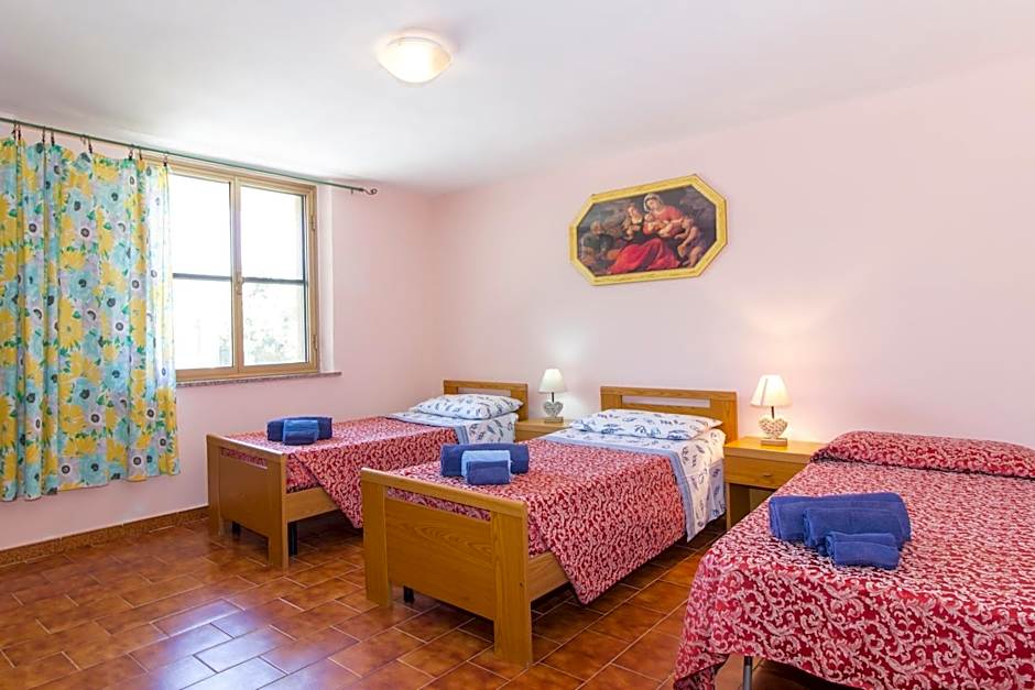 Appartamenti in Villa con ampio giardino esterno