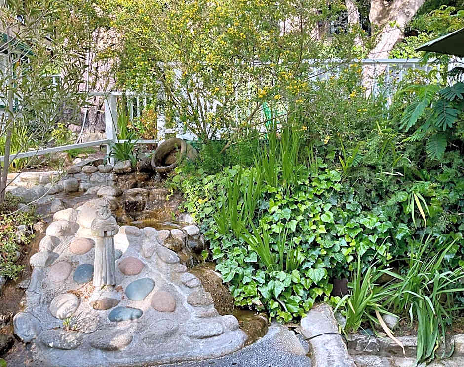 Carmel Green Lantern Inn