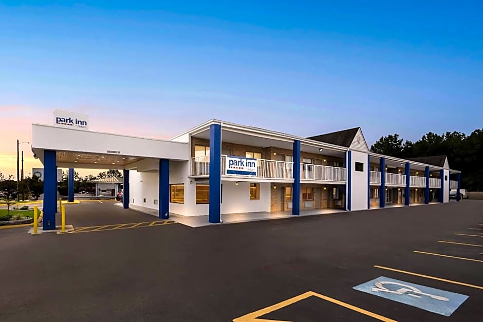 Park Inn by Radisson Weldon - Roanoke Rapids
