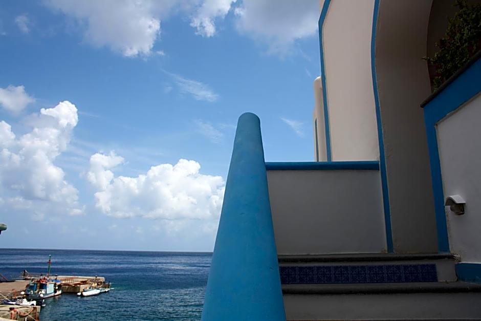 Da Nino sul mare Filicudi