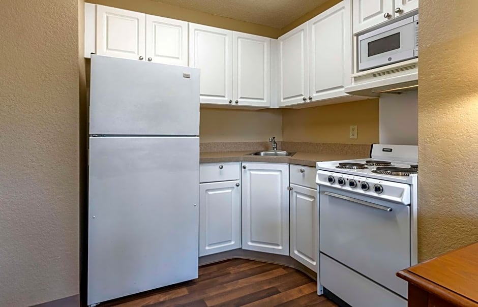 Extended Stay America Suites - Orlando - Maitland - 1776 Pembrook Dr.