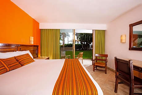 King Room with Balcony
