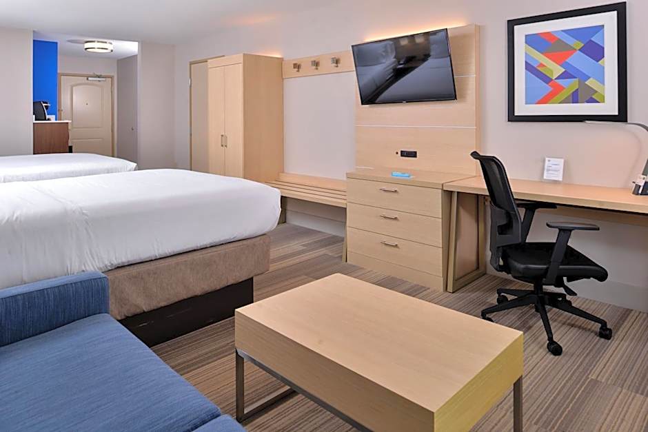 Holiday Inn Express Hotel and Suites Cincinnati - Mason By IHG